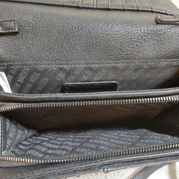 Black Steve Madden crossbody bag - Picture 4 of 4